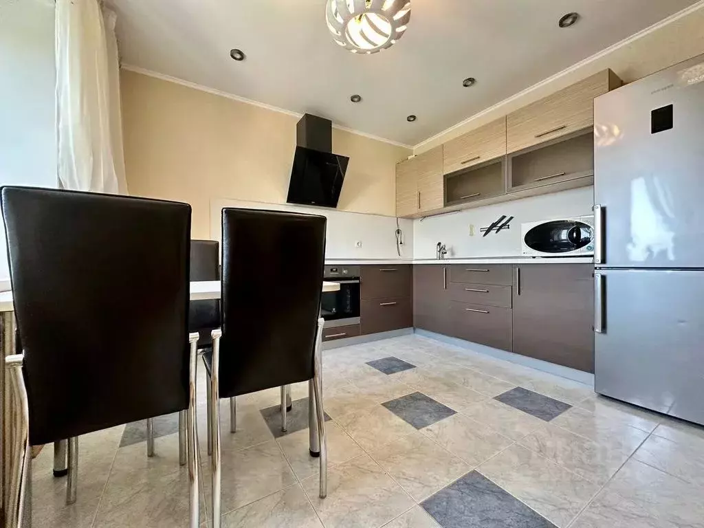 3-к кв. Самарская область, Самара Аэродромная ул., 72а (77.0 м) - Фото 1