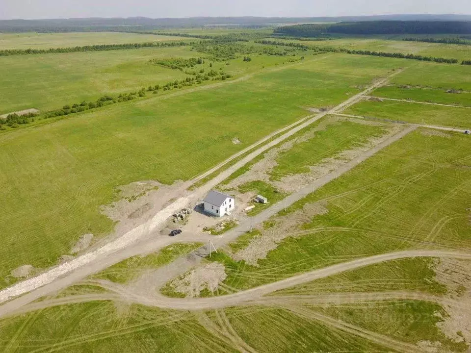 Участок в Свердловская область, Горноуральский городской округ, с. ... - Фото 0