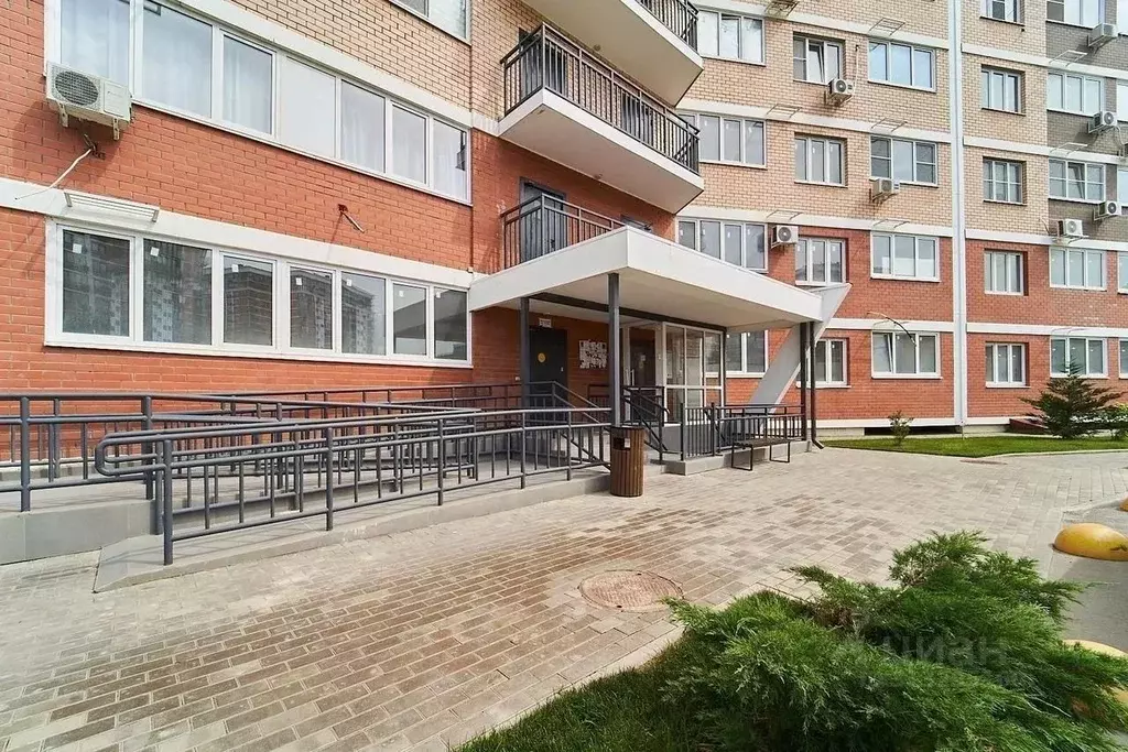 2-к кв. Краснодарский край, Краснодар ул. Западный обход, 45к5 (47.1 ... - Фото 0