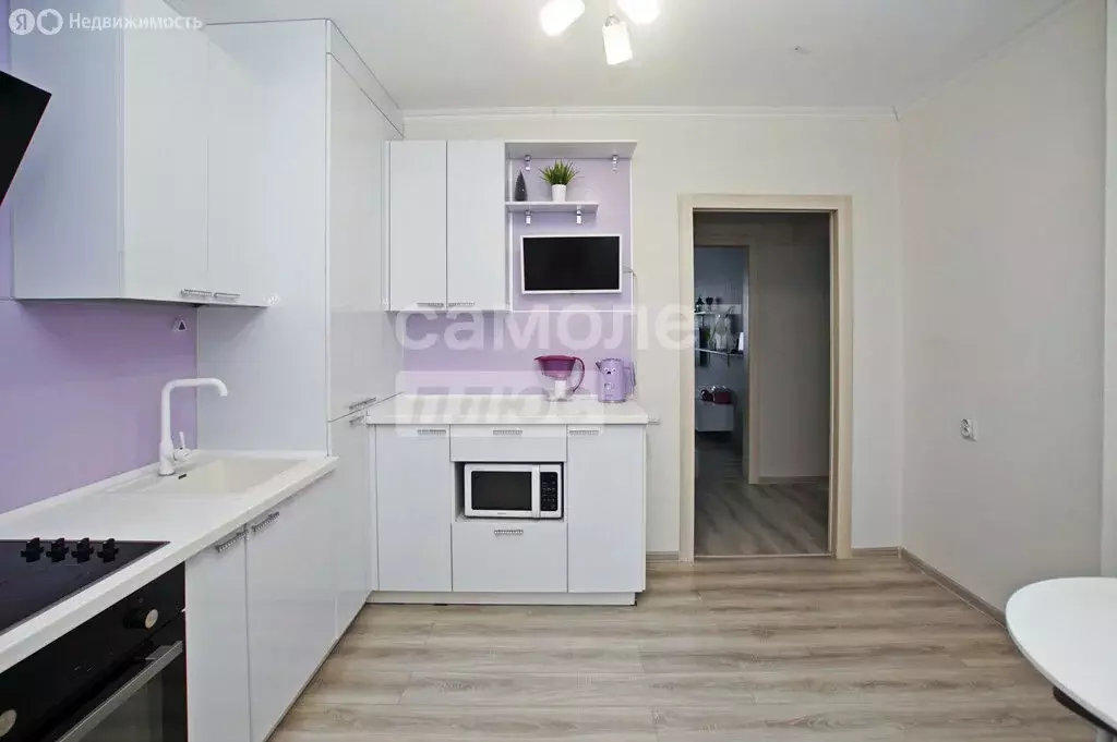 3-комнатная квартира: Омск, Космический проспект, 14Бк4/1 (79 м) - Фото 0