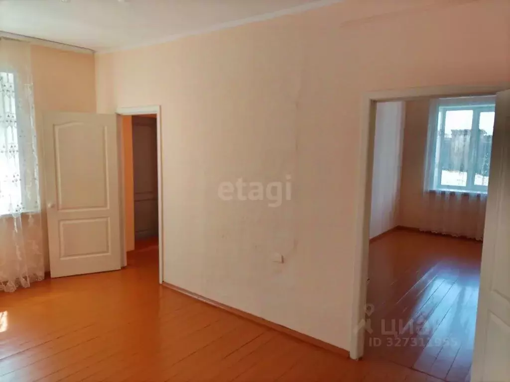 Дом в Бурятия, Иволгинский район, Иволгинское с/пос, с. Иволгинск ул. ... - Фото 1