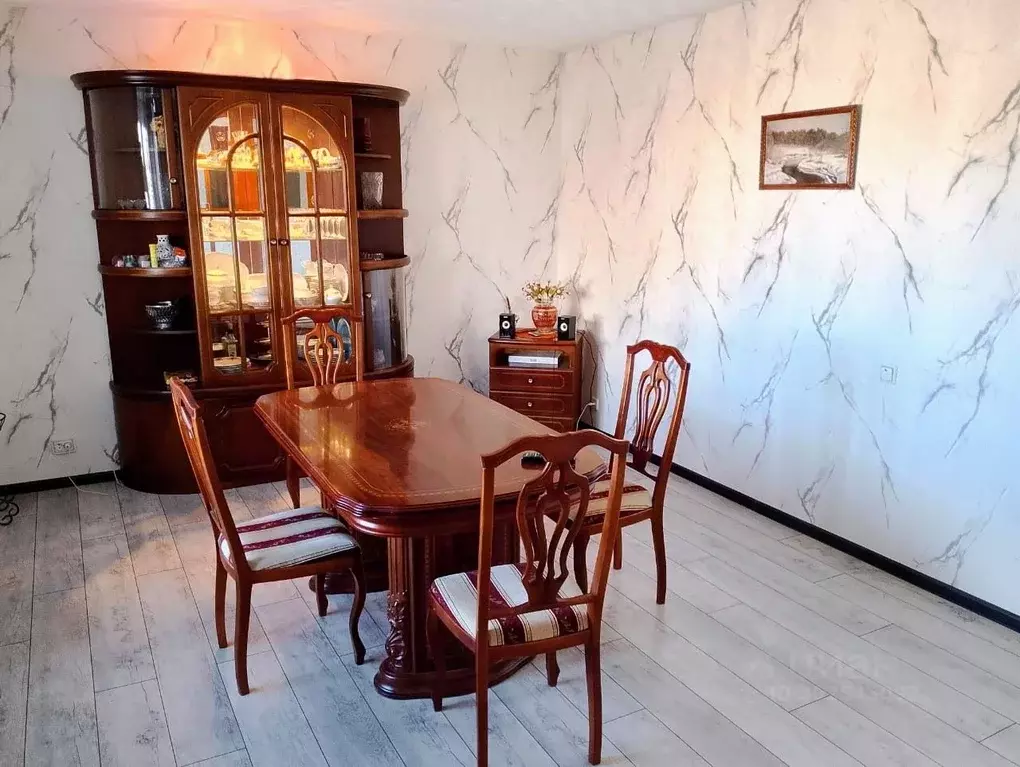 5-к кв. Липецкая область, Липецк Октябрьская ул., 3 (200.0 м) - Фото 2