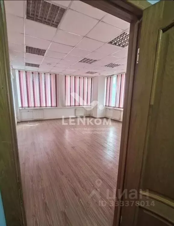 Офис в Удмуртия, Ижевск ул. Новоажимова, 13/182 (36 м) - Фото 1
