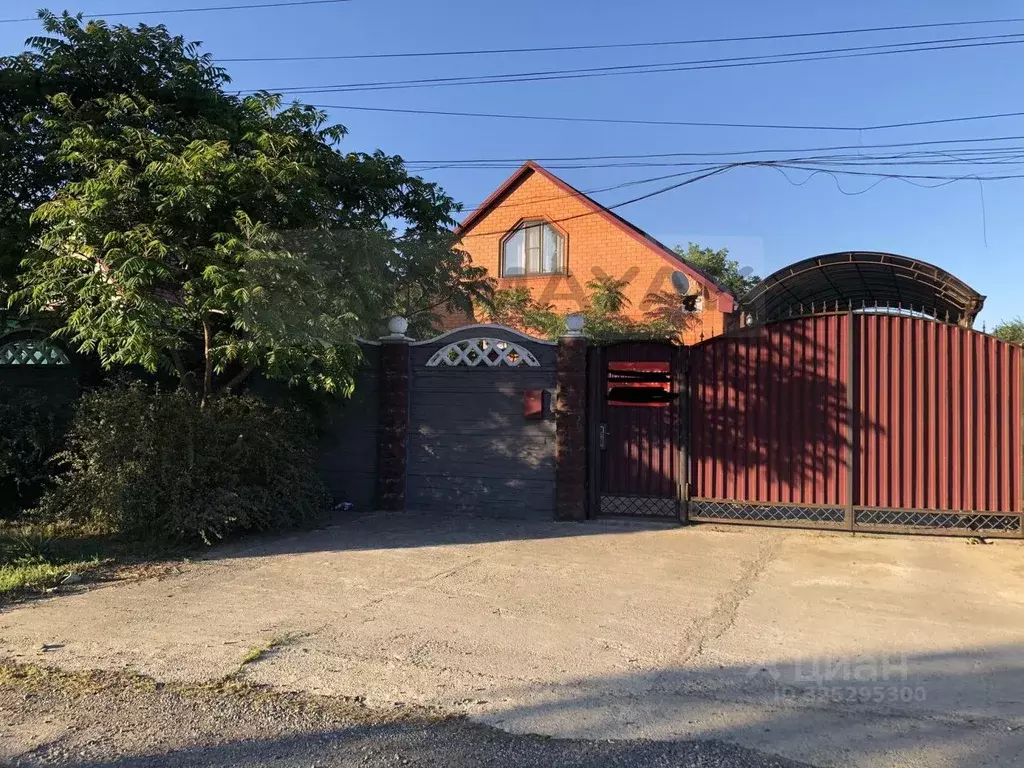 Дом в Адыгея, Майкопский район, Победенское с/пос, пос. Совхозный ул. ... - Фото 1