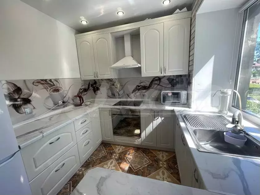 2-к. квартира, 59 м, 2/5 эт. - Фото 0