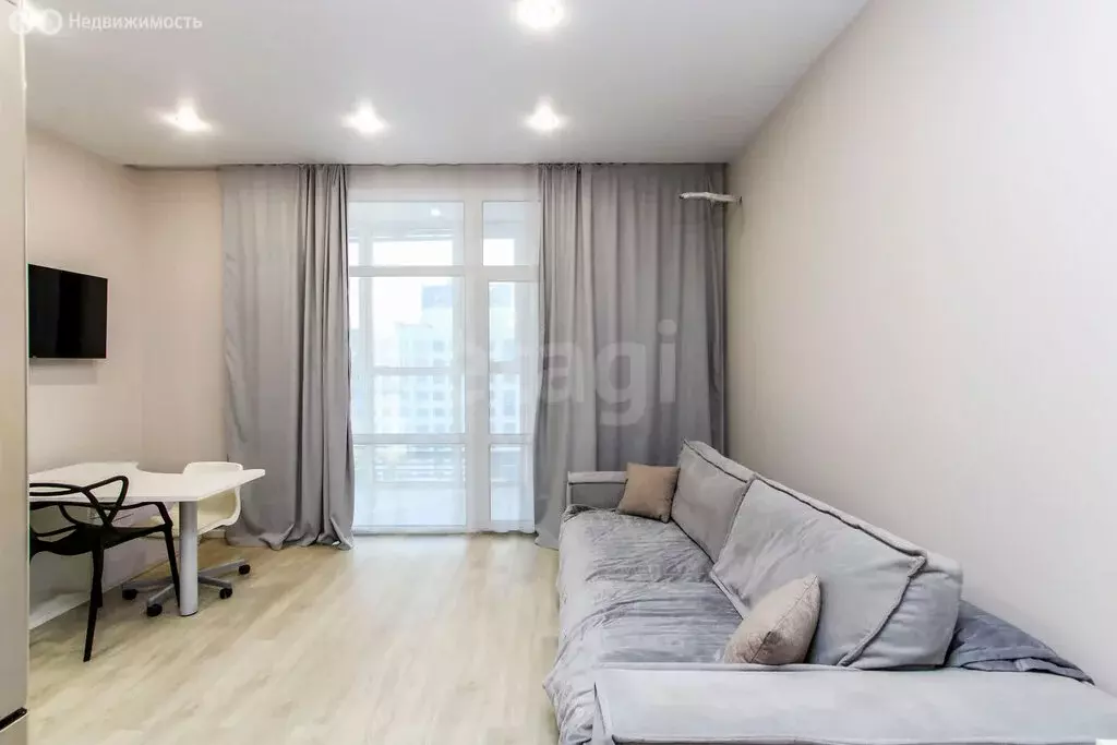 1-комнатная квартира: Тюмень, улица Евгения Войнова, 7 (36 м) - Фото 2