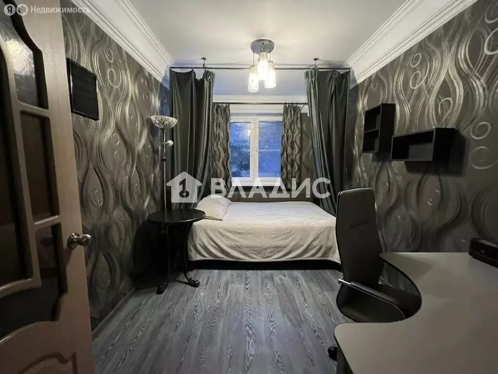 3-комнатная квартира: Санкт-Петербург, улица Сикейроса, 15к1 (58 м) - Фото 1