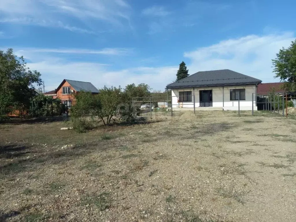 Дом в Адыгея, Майкоп Мичуринец СНТ, ул. Шоссейная (69 м) - Фото 1