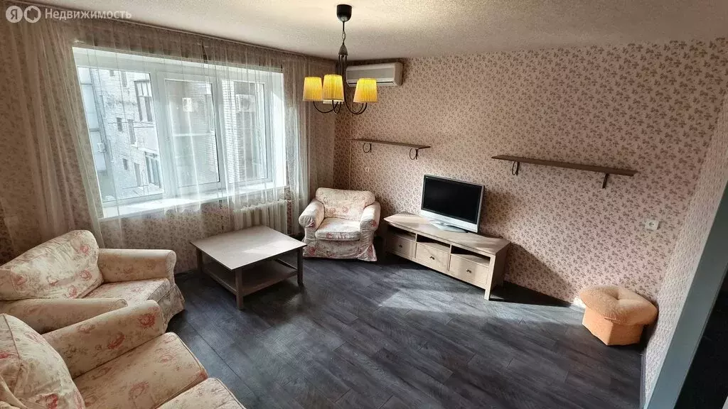 4-комнатная квартира: Таганрог, улица Ленина, 157 (70 м) - Фото 1