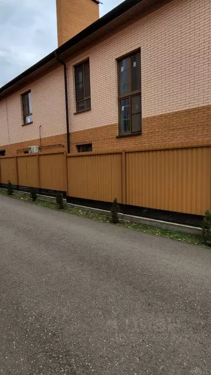 Дом в Краснодарский край, Каневская ст-ца ул. В.Ф. Резникова, 113 (398 ... - Фото 2