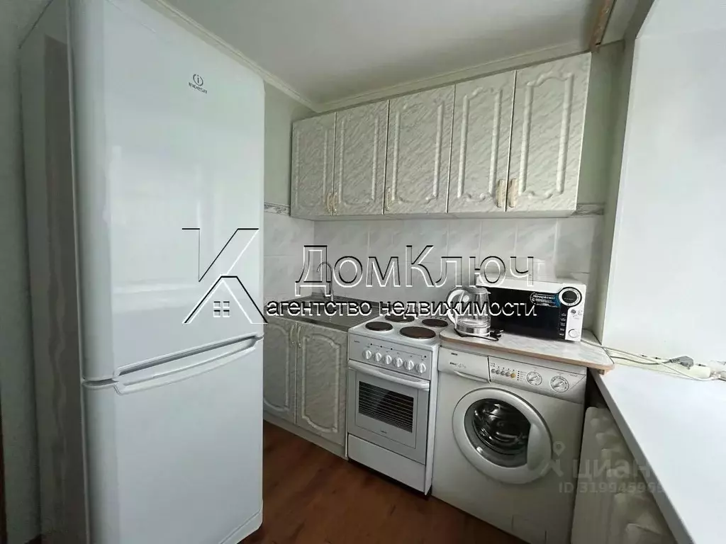 1-к кв. Башкортостан, Кумертау Шахтостроительная ул., 27 (30.0 м) - Фото 1