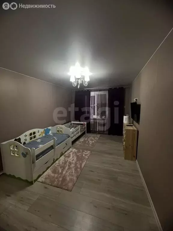 3-комнатная квартира: Сыктывкар, Октябрьский проспект, 377 (81.5 м) - Фото 2