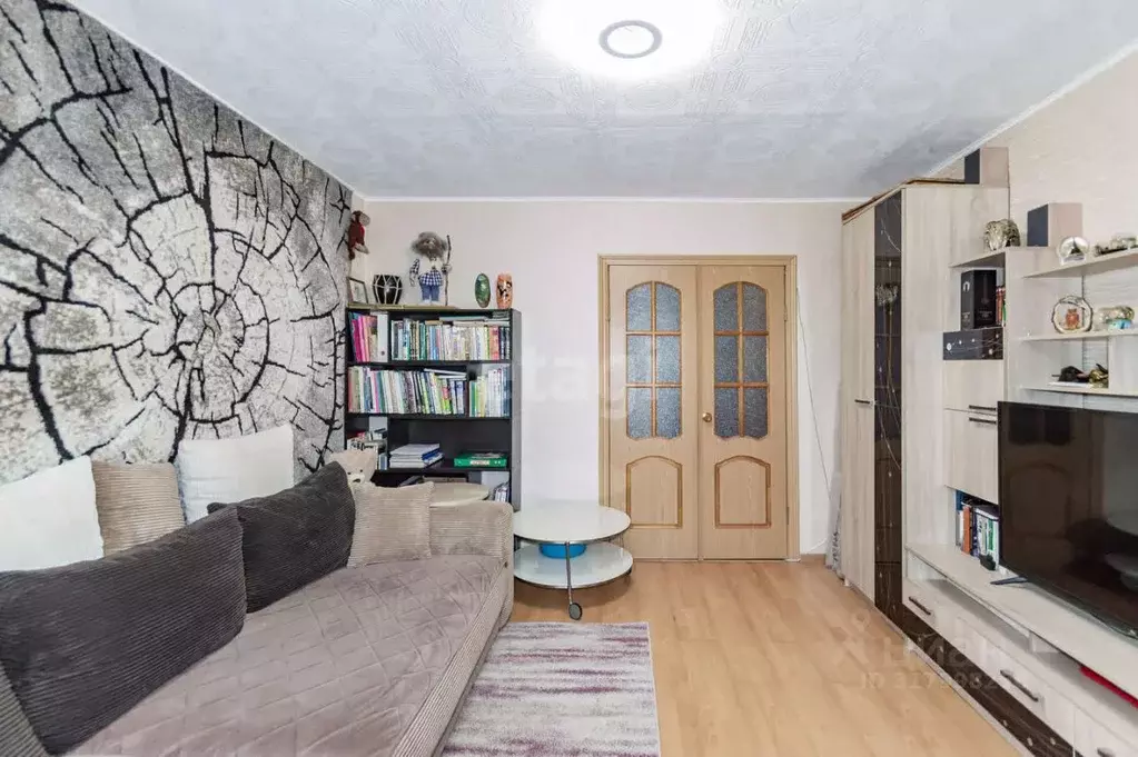 3-к кв. Свердловская область, Екатеринбург ул. Татищева, 125к3 (58.4 ... - Фото 1