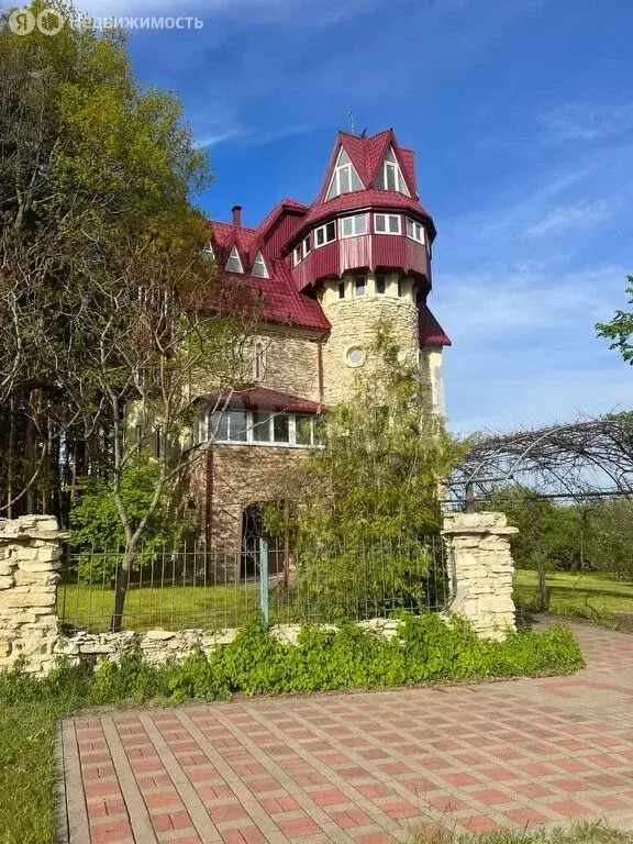 Дом в Большая Липовица, улица Коноплиновка (193 м) - Фото 0