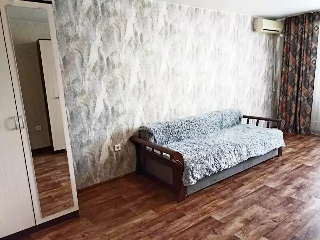 1-к кв. Краснодарский край, Краснодар Черкасская ул., 60 (40.0 м) - Фото 1