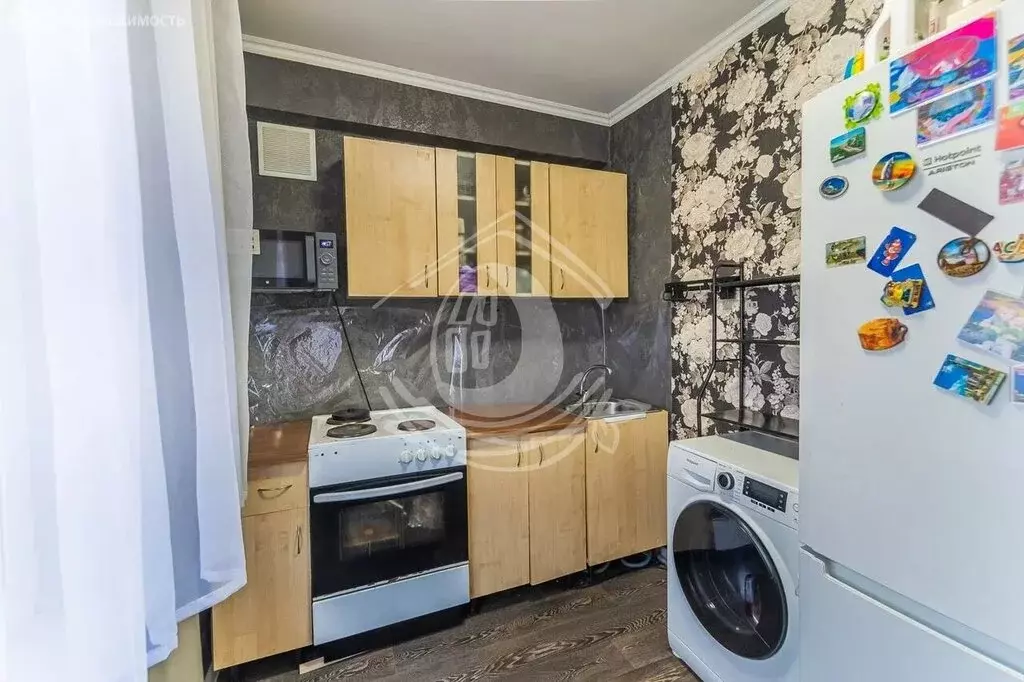 3-комнатная квартира: Барнаул, улица Антона Петрова, 238 (54.7 м) - Фото 2