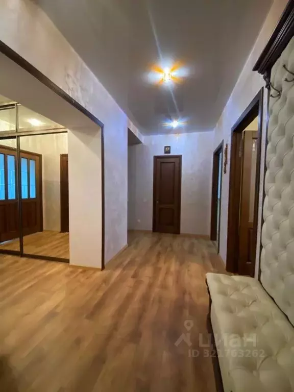 3-к кв. Орловская область, Орел ул. Лескова, 3 (90.0 м) - Фото 0