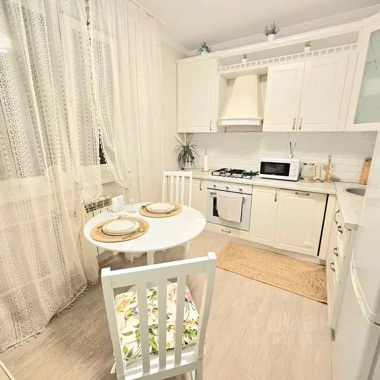 1-к кв. Курская область, Курск просп. Дружбы, 19б (42.0 м) - Фото 1