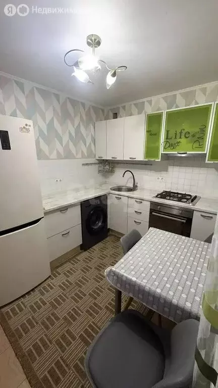 1-комнатная квартира: Саратов, улица Лесная Республика, 7В (28 м) - Фото 1