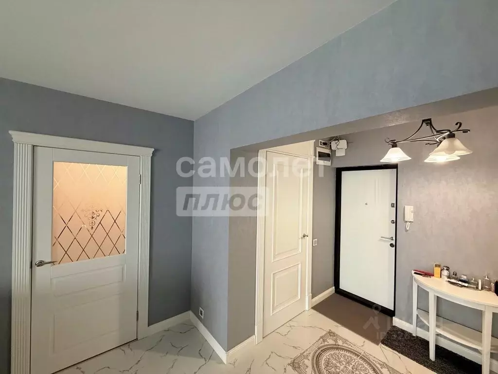 3-к кв. Иркутская область, Иркутск Байкальская ул., 305 (70.0 м) - Фото 1