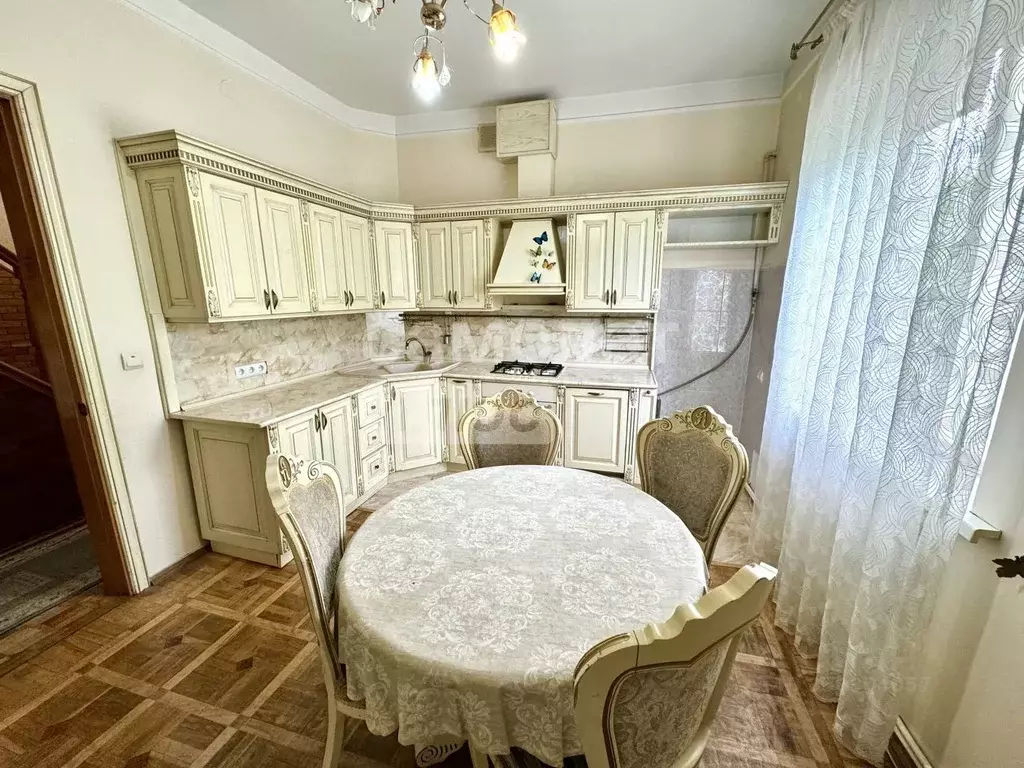 Дом в Краснодарский край, Апшеронск Профсоюзная ул. (207 м) - Фото 1