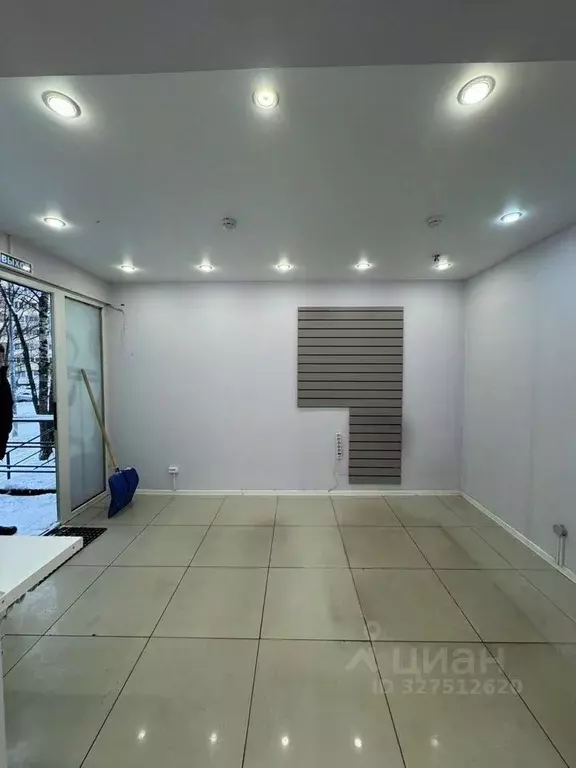 Помещение свободного назначения в Санкт-Петербург ул. Сикейроса, 2 (32 ... - Фото 1