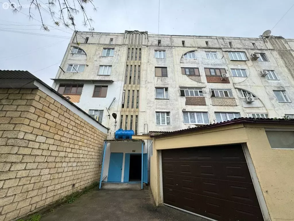 4-комнатная квартира: Дербент, улица Хизроева, 9 (100 м) - Фото 2