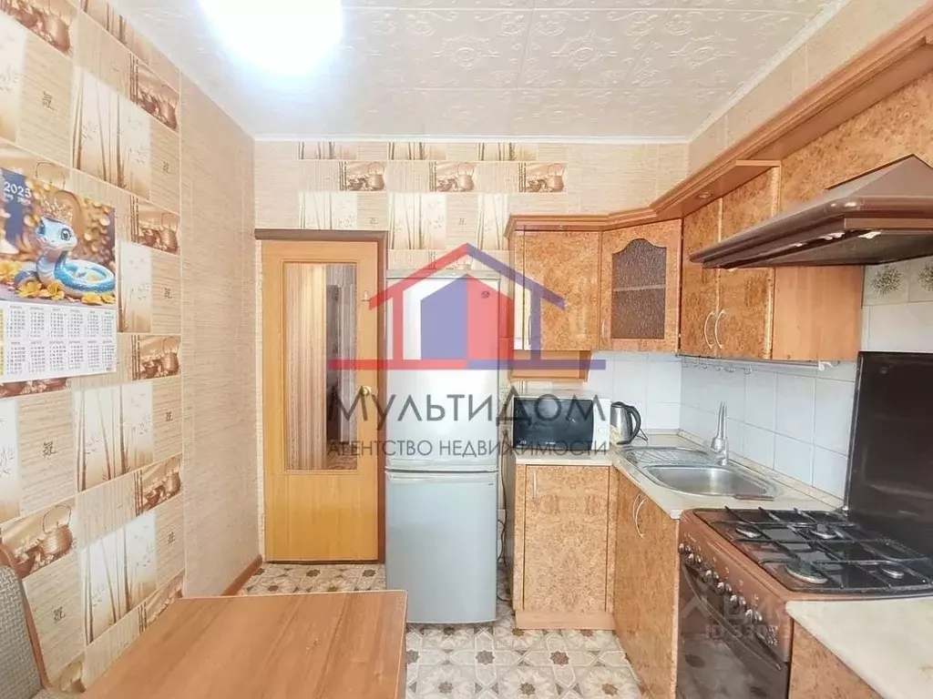 3-к кв. Белгородская область, Губкин ул. Раевского, 12Б (59.4 м) - Фото 1