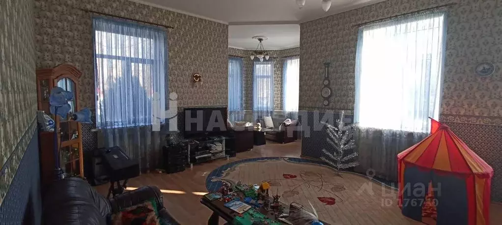 Дом в Ростовская область, Новочеркасск ул. Толбухина (546 м) - Фото 0