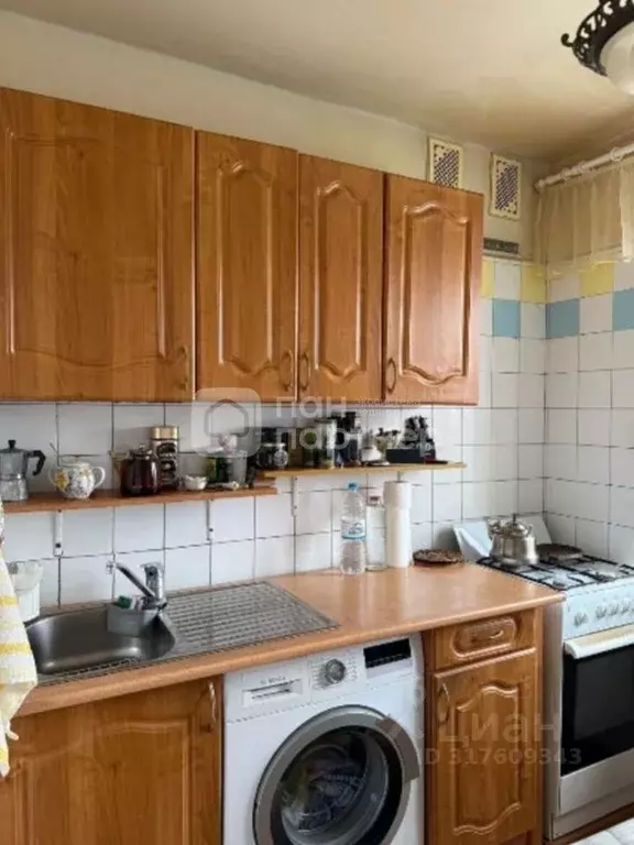 3-к кв. Санкт-Петербург просп. Ветеранов, 115 (59.6 м) - Фото 0