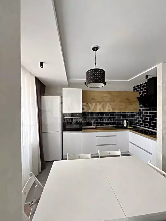 2-к. квартира, 78 м, 14/17 эт. - Фото 0