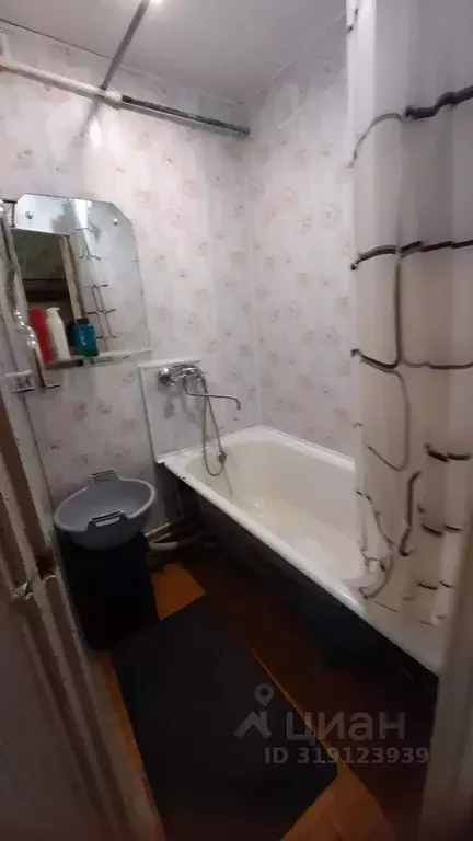 3-к кв. Вологодская область, Шексна рп, Шексна Северная мкр ул. ... - Фото 1