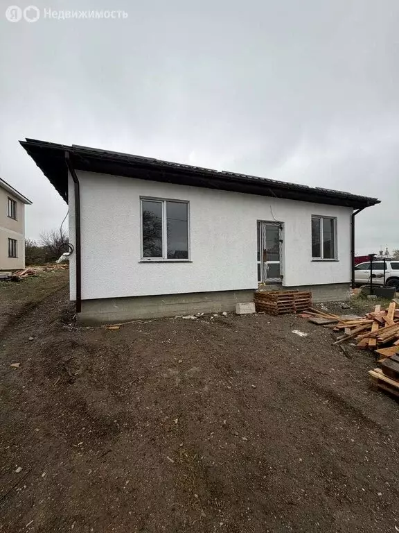 Дом в Трудовское сельское поселение, село Ивановка (95 м) - Фото 1