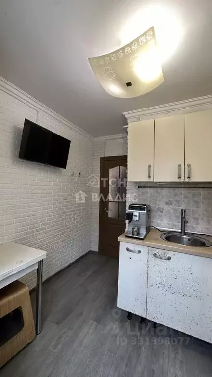 1-к кв. Московская область, Балашиха ул. Орджоникидзе, 4 (31.2 м) - Фото 2