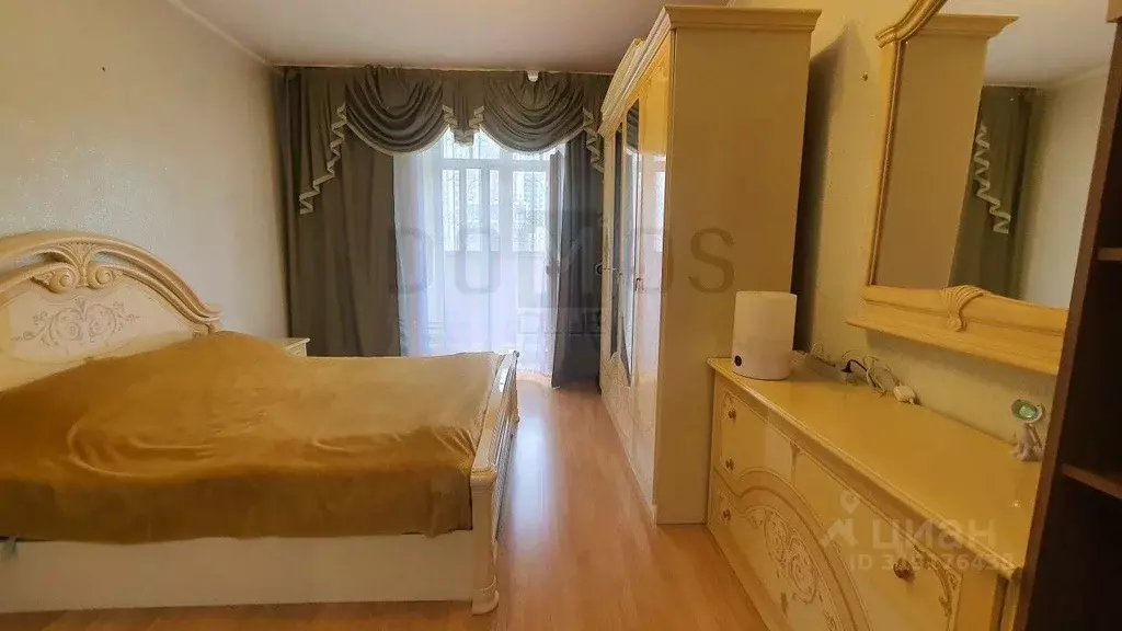 1-к кв. Свердловская область, Екатеринбург ул. Свердлова, 56 (60.3 м) - Фото 0