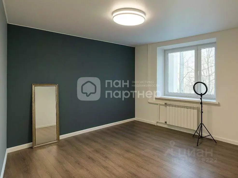 3-к кв. Санкт-Петербург Елагинский просп., 42 (65.0 м) - Фото 0