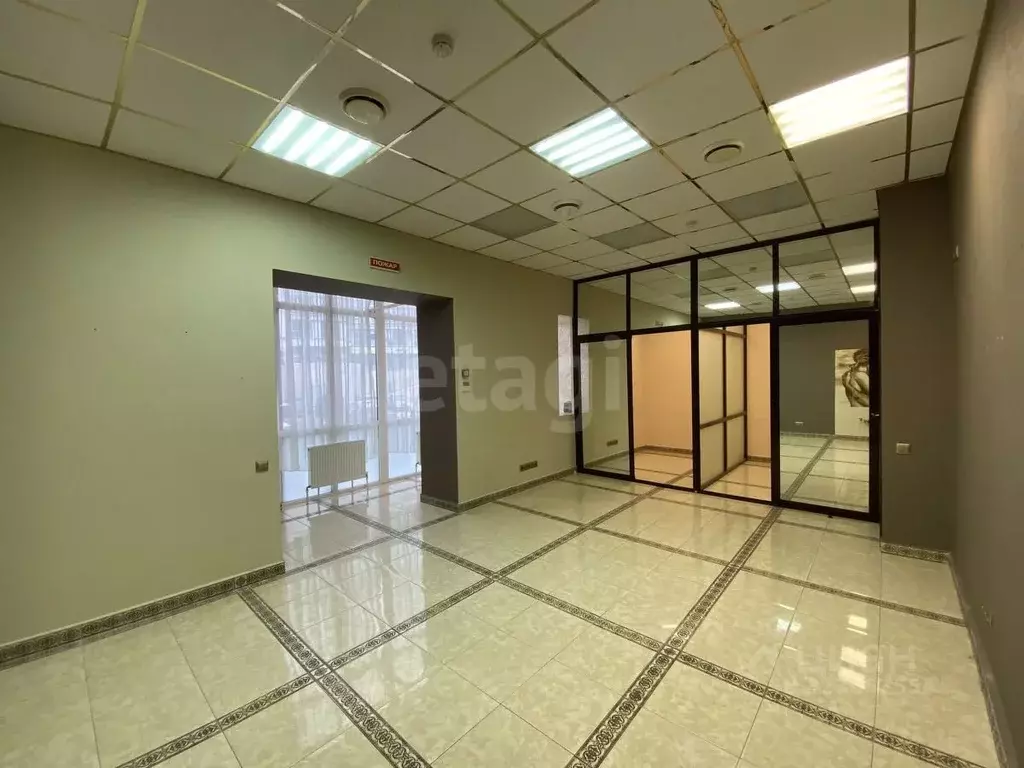 Офис в Белгородская область, Белгород Гостенская ул., 14 (42 м) - Фото 2