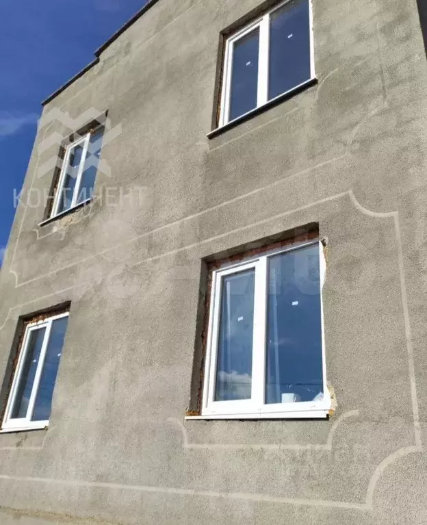 Дом в Крым, Сакский район, с. Уютное ул. Мира, 1 (80 м) - Фото 1