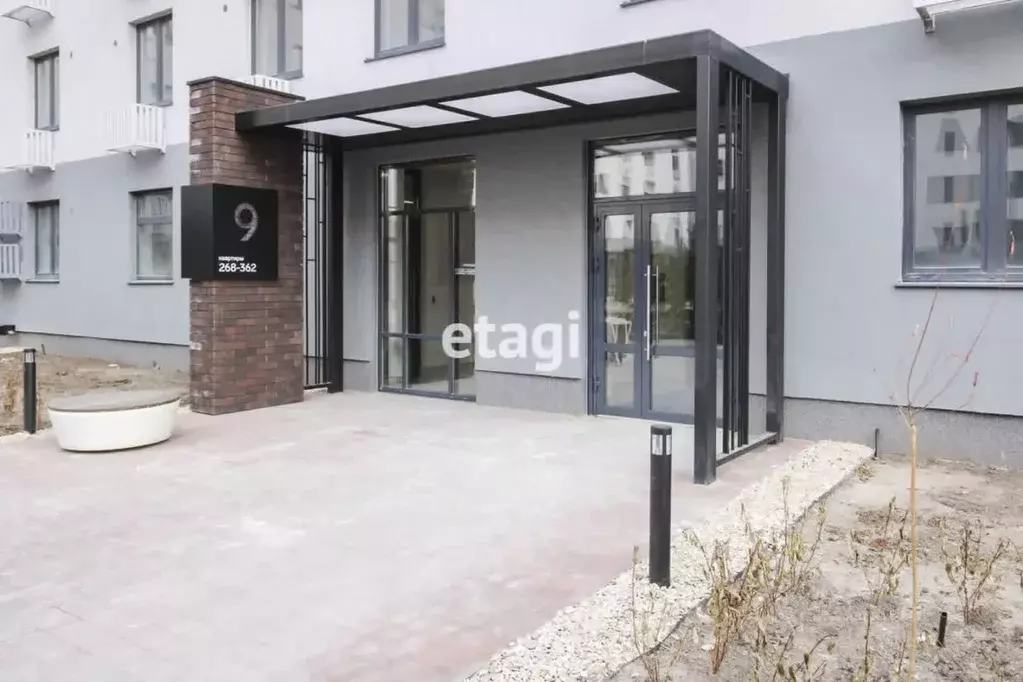 1-к кв. Тюменская область, Тюмень Новгородская ул., 22 (38.5 м) - Фото 1