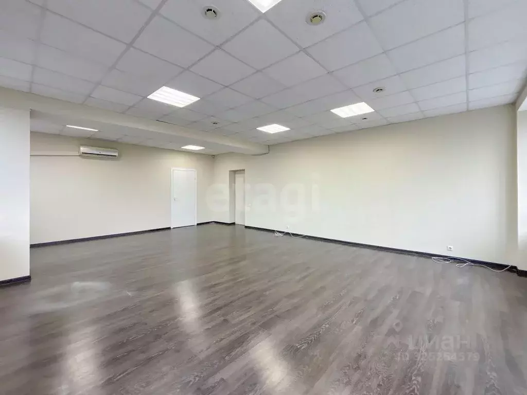 Офис в Псковская область, Псков Октябрьский просп., 56 (50 м) - Фото 2