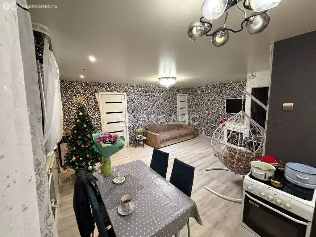 2-комнатная квартира: Улан-Удэ, улица Гастелло, 12 (42.4 м) - Фото 1