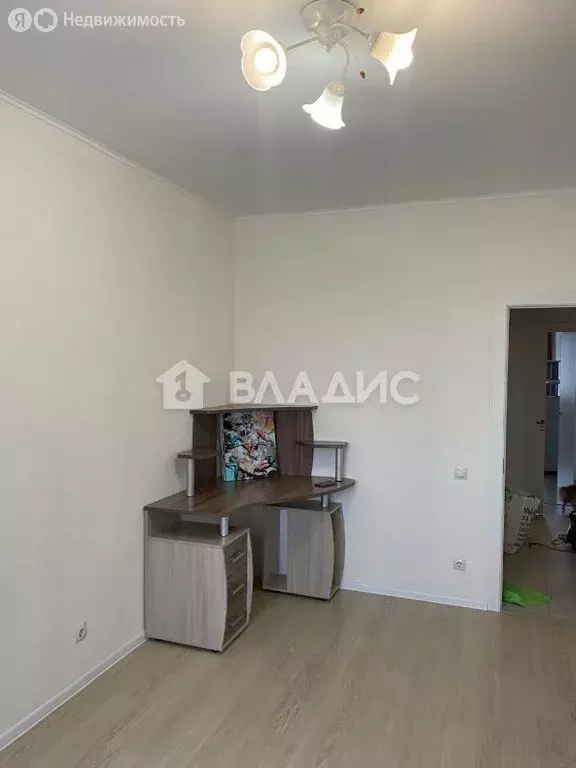 2-комнатная квартира: посёлок городского типа Мирный, улица Академика ... - Фото 1