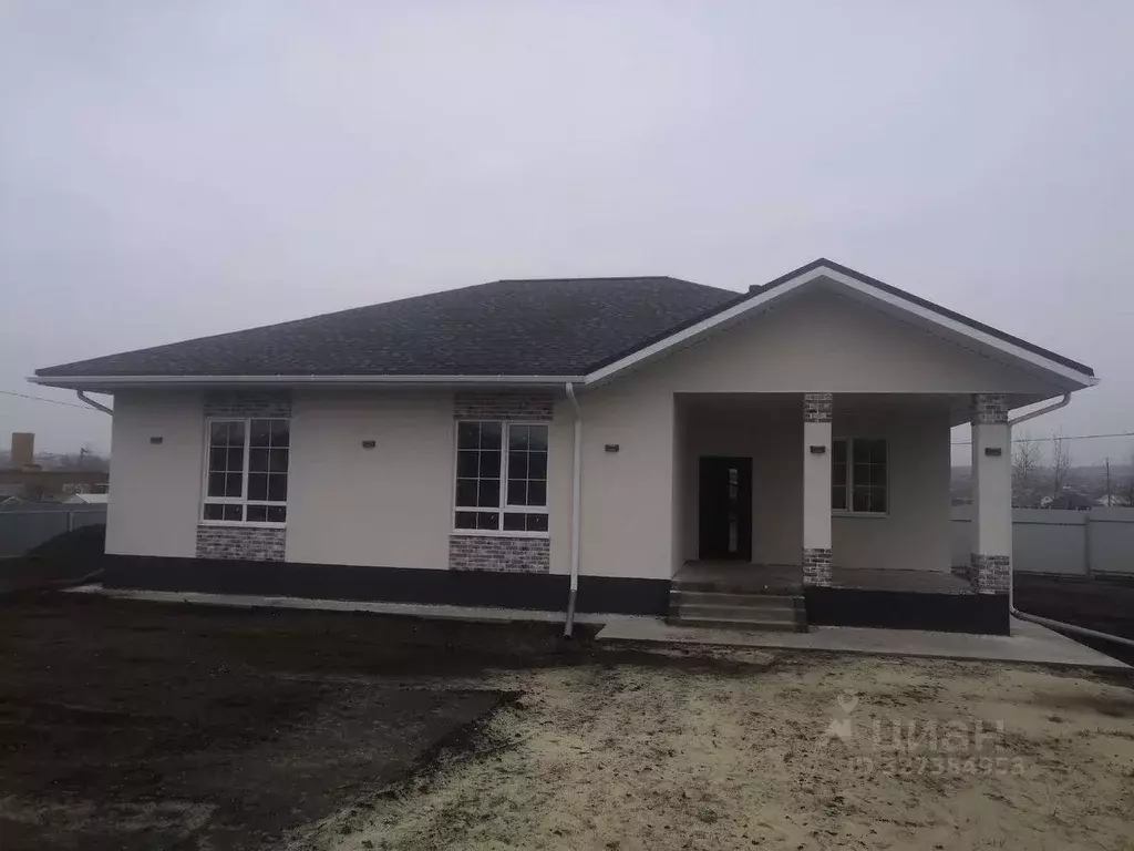 Коттедж в Белгородская область, Старый Оскол ул. Алексеевская (140 м) - Фото 1