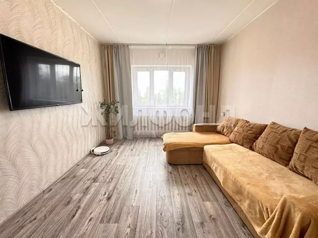 2-к кв. Ханты-Мансийский АО, Когалым ул. Строителей, 11 (51.8 м) - Фото 0