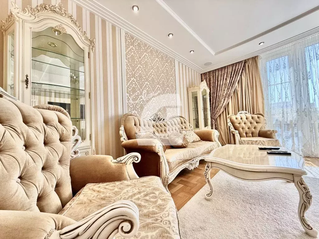 3-к кв. Краснодарский край, Краснодар ул. Имени П.М. Гаврилова, 27к1 ... - Фото 0