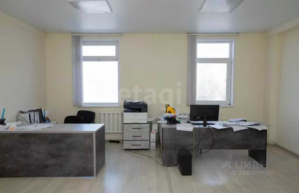 Офис в Курганская область, Курган Локомотивный мкр, ул. Чехова, 5 (500 ... - Фото 1