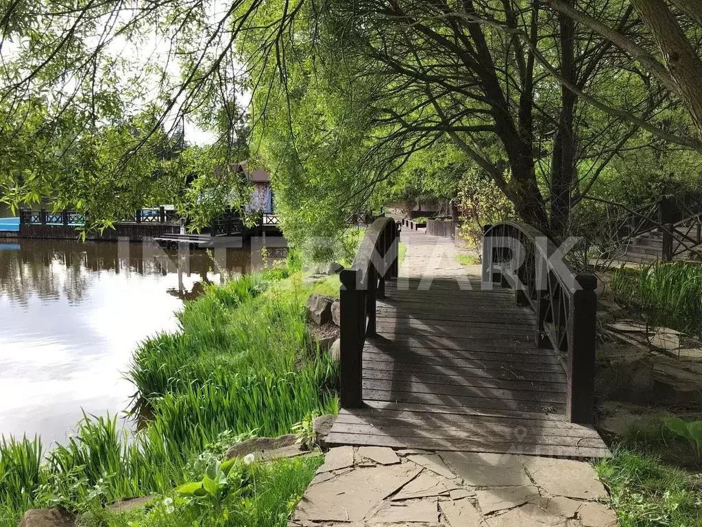 Участок в Московская область, Одинцовский городской округ, д. ... - Фото 1