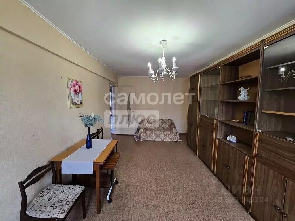 3-к кв. Омская область, Омск Заозерный мкр, просп. Менделеева, 23А ... - Фото 2