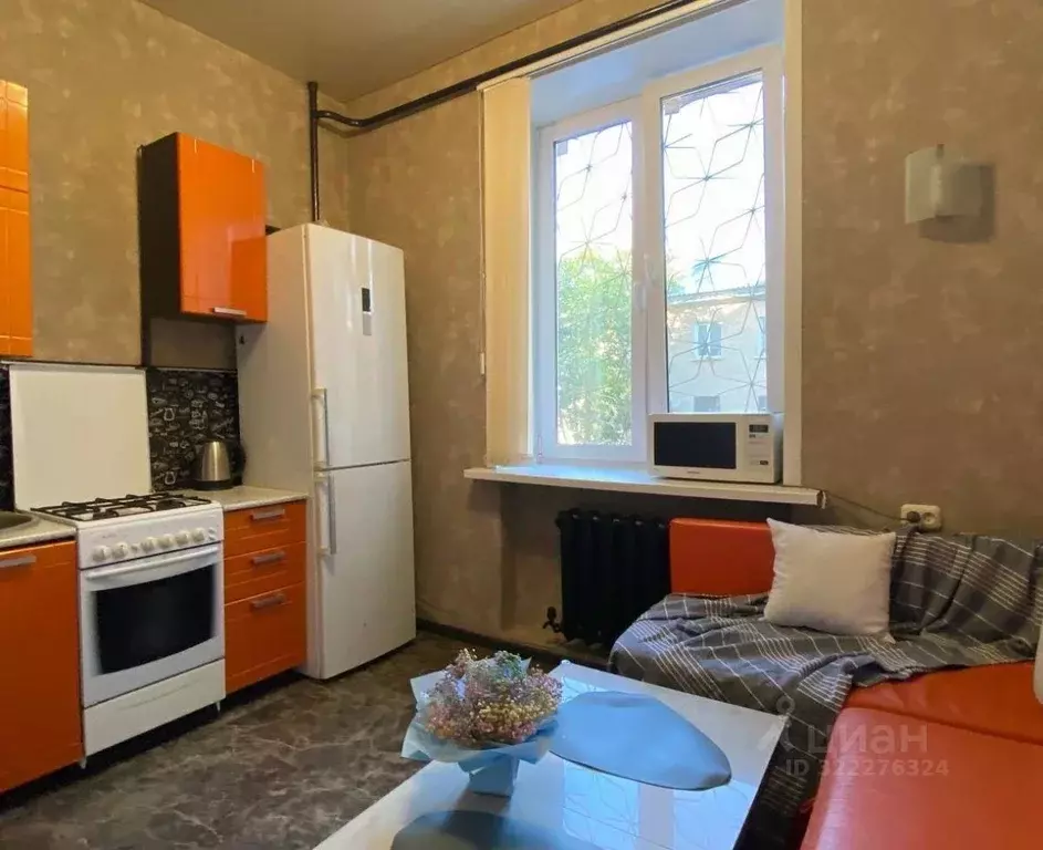 2-к кв. Самарская область, Новокуйбышевск ул. Суворова, 43 (54.3 м) - Фото 1