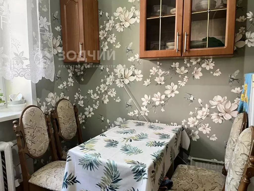 2-к кв. Чувашия, Канаш Московская ул., 8 (43.9 м) - Фото 1